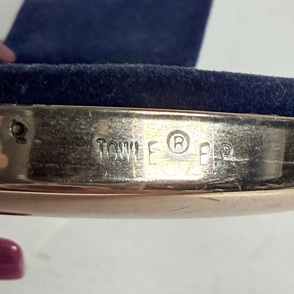 Vtg Towle EP Rose Gold Tone Oval Picture Frame‎ Black Velvet Back 4.5 x 5.5